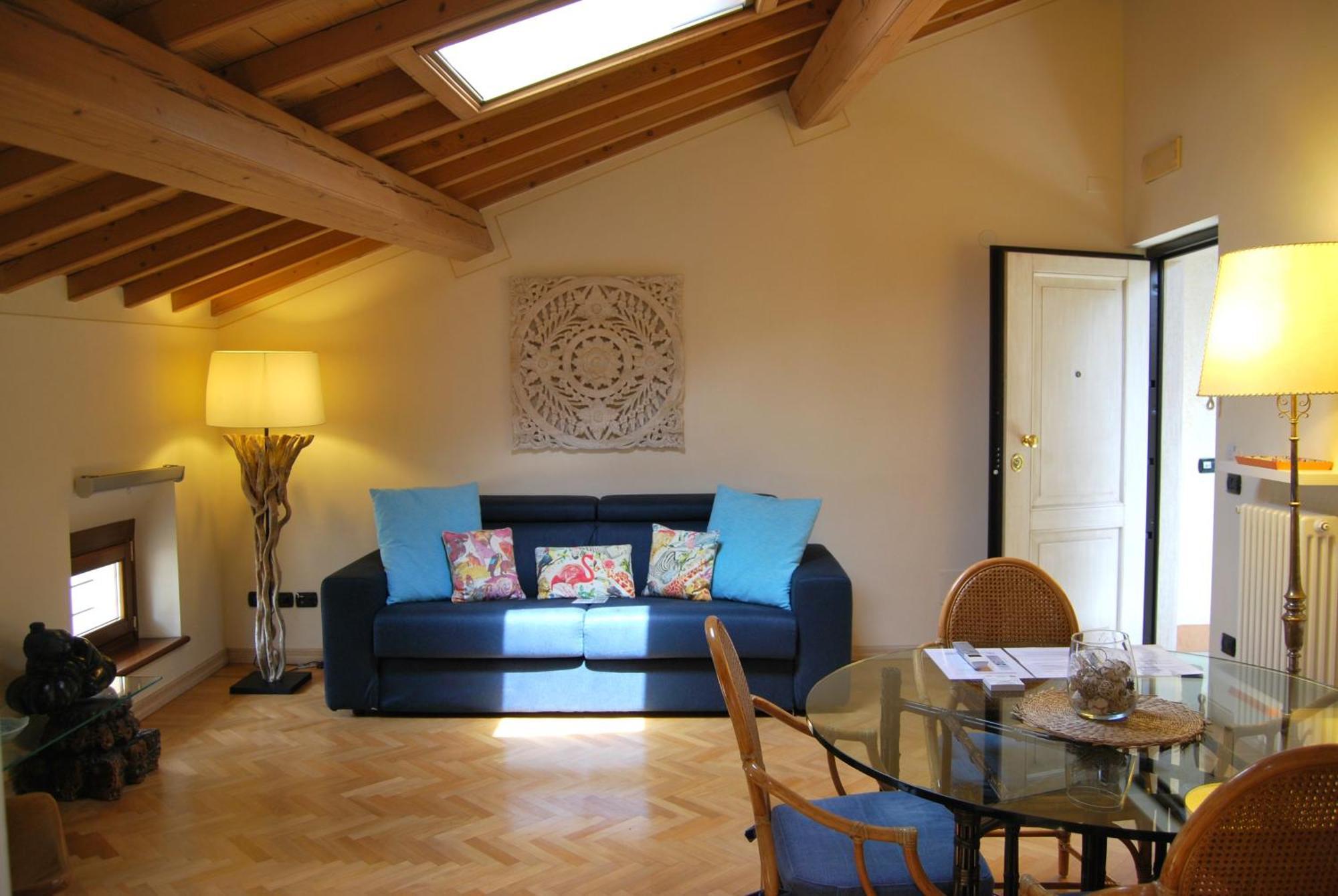 Appartement Attic 1 Centro Storico à Peschiera del Garda Extérieur photo